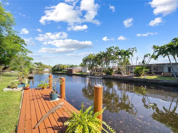 3430 NW 21st Ave, Oakland Park, FL 33309