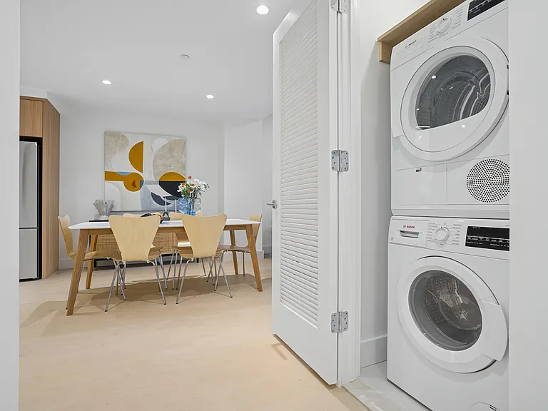 170 Freeman St #205 — Photo 10
