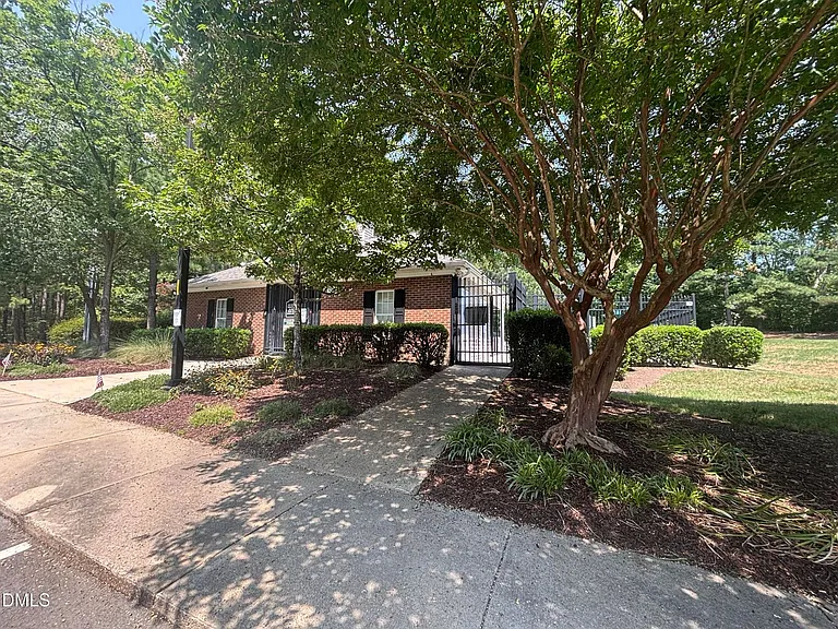 2101 Jerimouth Dr — Photo 11
