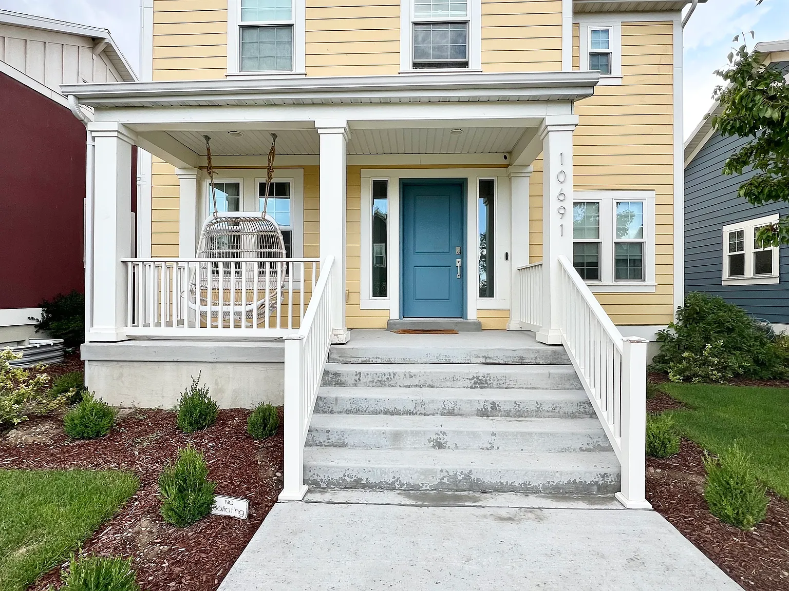 4 bed, 2946 sqft, $3,450 — Photo 2