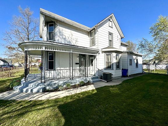 3rd image of 331 McKellar St