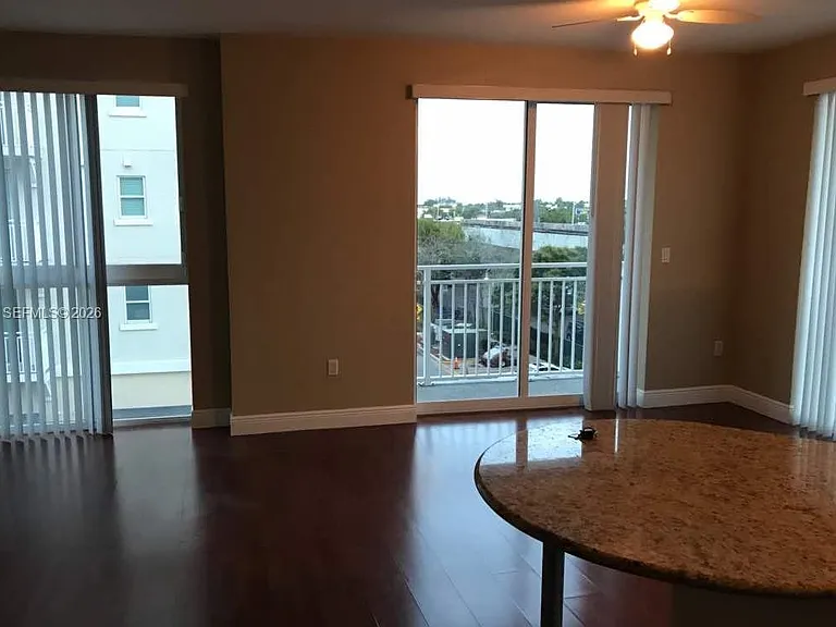 7275 SW 90th Way #350 — Photo 2