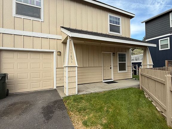 3rd image of 1785 NE Lotus Dr #B