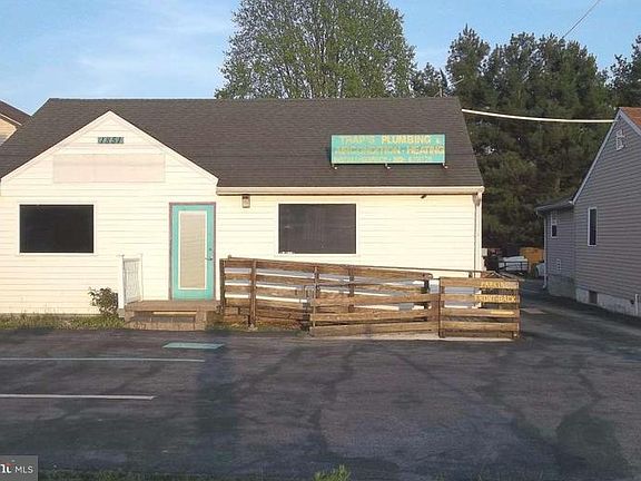 2nd image of 1851 S Dupont Hwy
