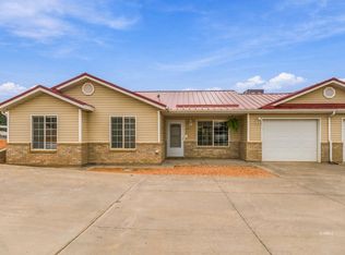170 S 200 W APT 12, Kanab, UT 84741