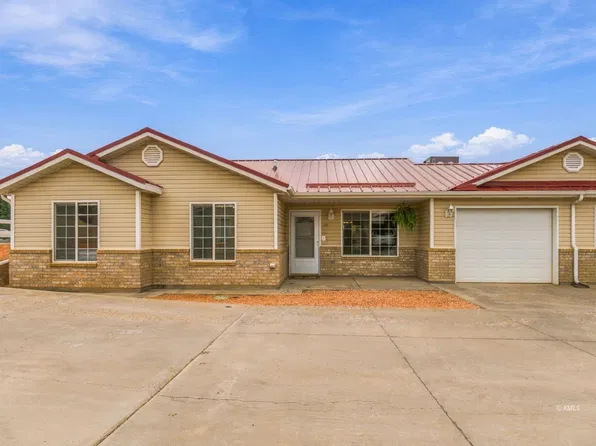 170 S 200 W APT 12, Kanab, UT 84741