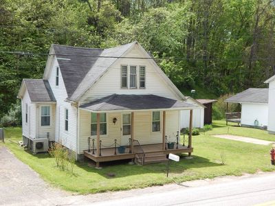 794 Main St, Cairo, WV, 26337