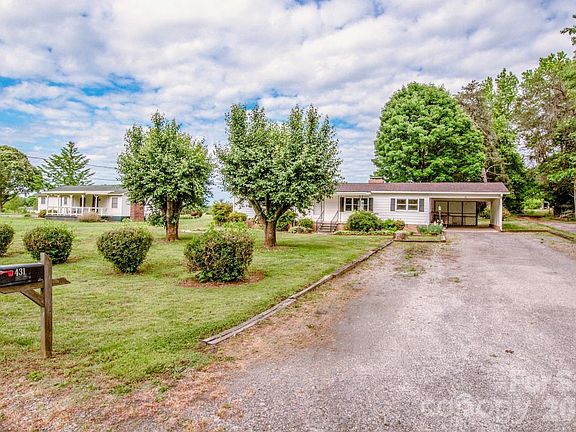 3rd image of 431 Cooper Farm Rd