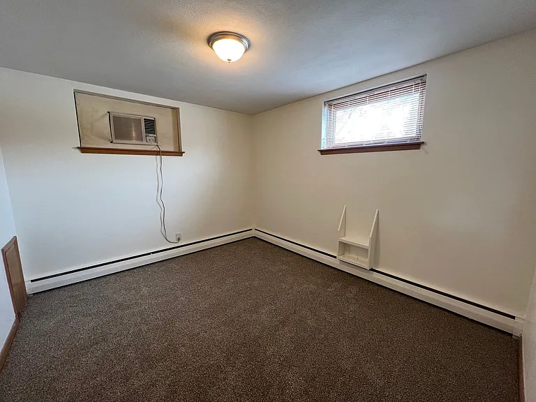 1207 Danforth St — Photo 29
