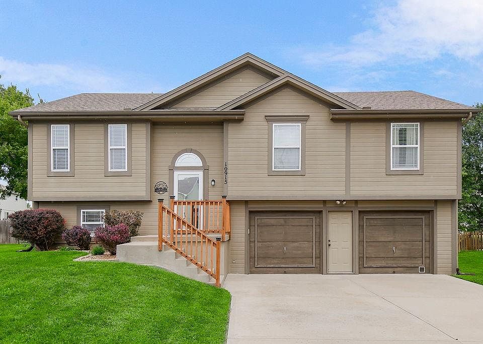 1st image of 10915 N Skiles Ct