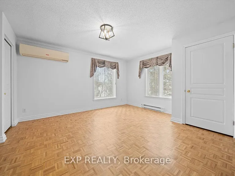 469 Church St #18 — Photo 18