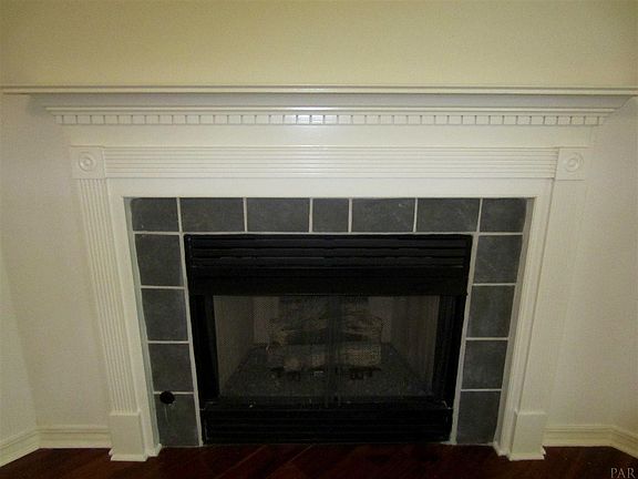 4th image of 2225 Dovefield Dr