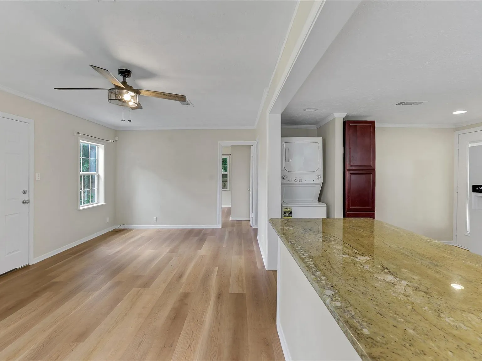 2 bed, 1.0 bath, 792 sqft, $1,475 — Photo 4