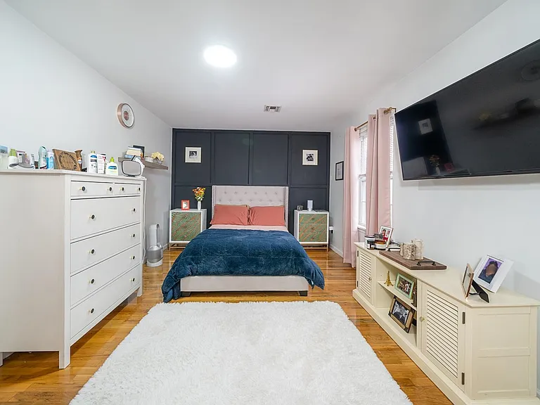 171 Halladay St #2 — Photo 9