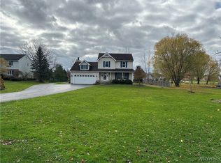 4658 Meyer Rd, North Tonawanda, NY 14120