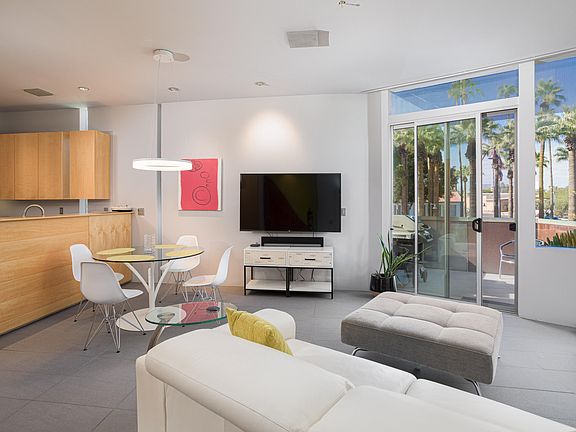 4th image of 3707 N Marshall Way Unit 1