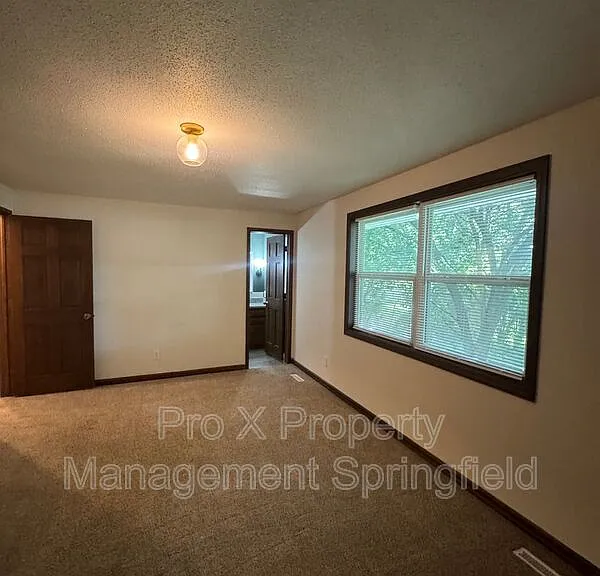 3332 S Southlyn Pl — Photo 21