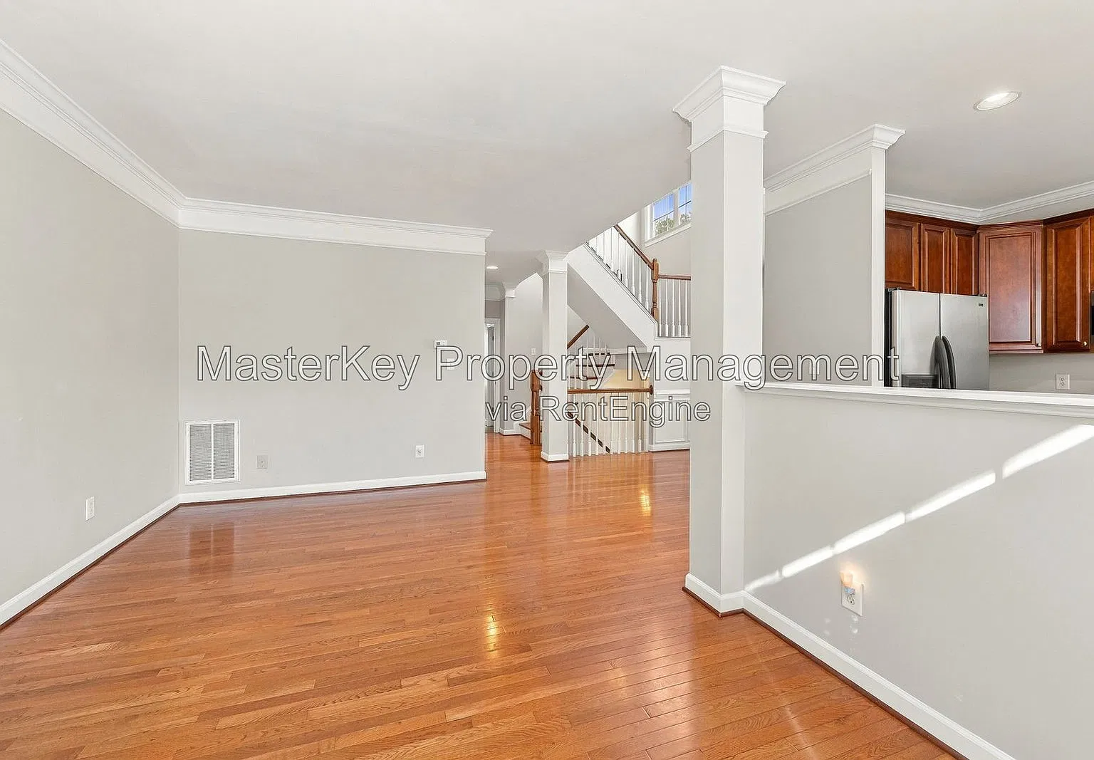 4 bed, 3.5 bath, 2807 sqft, $2,700 — Photo 4