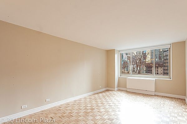 1st image of 30 W 63rd St APT 9G