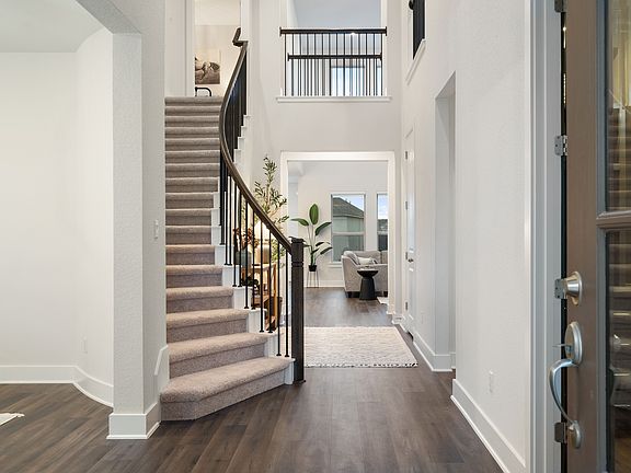 3rd image of 4605 Port Bari Dr