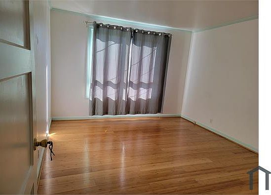 2nd image of 46 Carrizal St