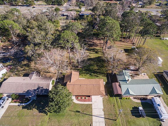 3rd image of 3705 Mateo Pl