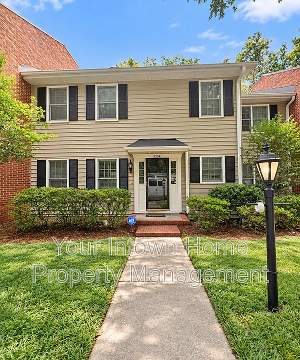 2234 Bohler Rd NW