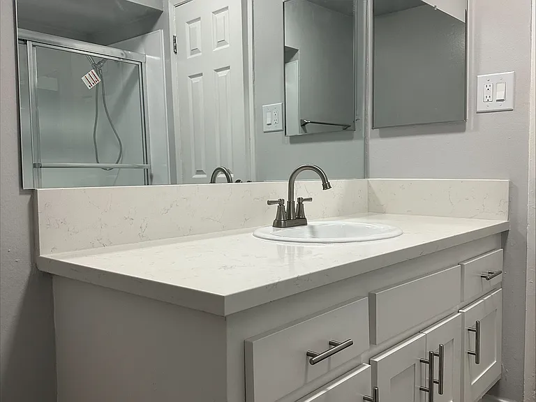Arroyo Vista Apartments — Photo 26