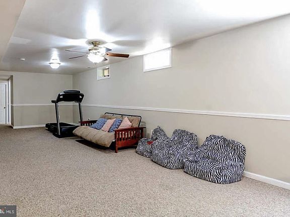 5th image of 9 Joseph Ct