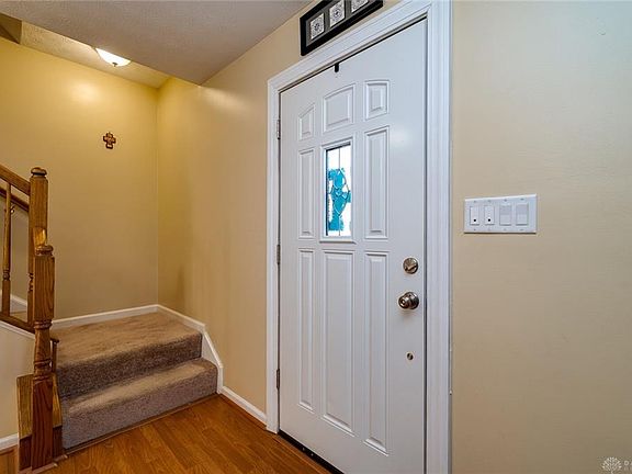 4th image of 350 Crockett Dr