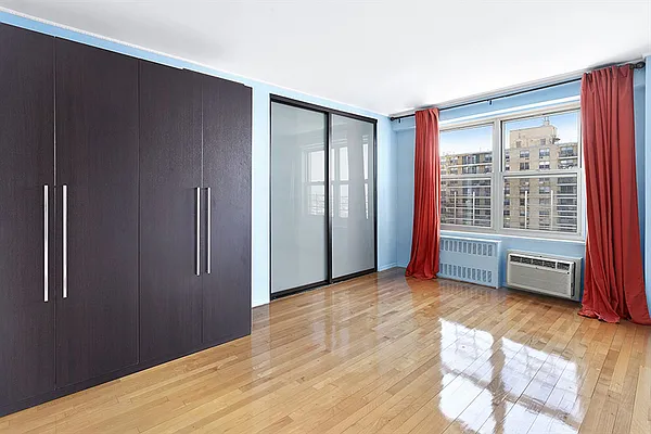 Sold by Citi Habitats | media 3
