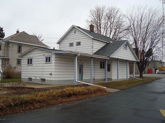 4th image of 719 Hawthorne St