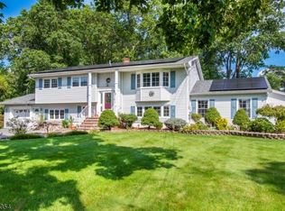 24 William St, Pequannock, NJ 07440