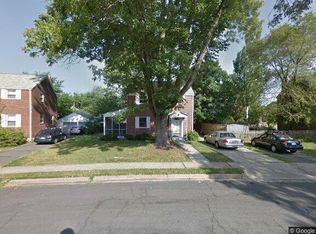 228 N Abingdon St, Arlington, VA 22203