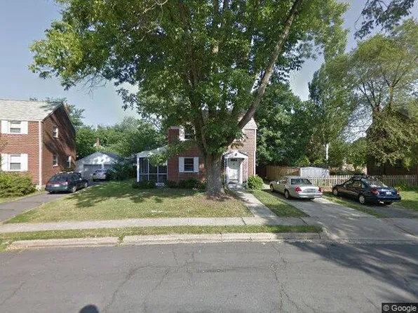 228 N Abingdon St, Arlington, VA 22203