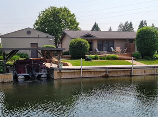 5836 Bellchase Rd, Indian River, MI 49749