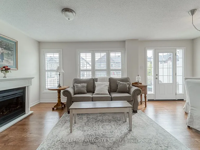 138 Grenadine St — Photo 8