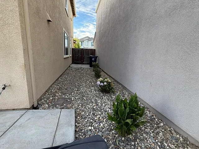 2445 Laurel Clark Ave — Photo 26