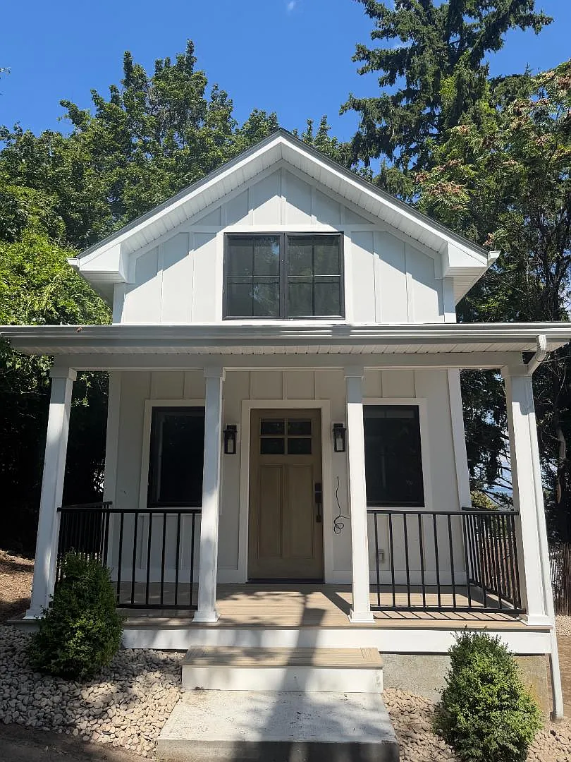 14 Elm St — Photo 4
