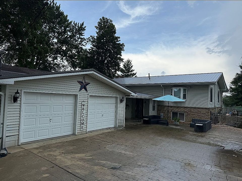 Front driveway 