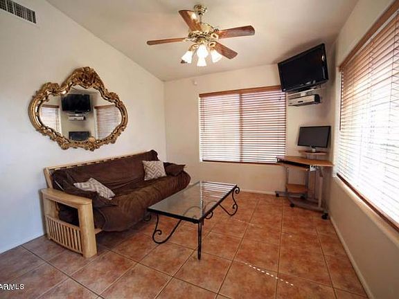 5th image of 1012 E Weber Dr