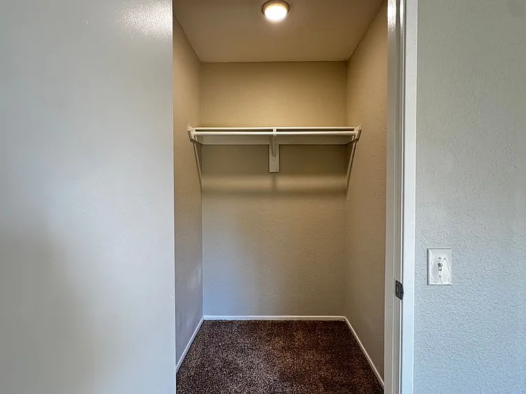 17740 Scherzinger Ln — Photo 62