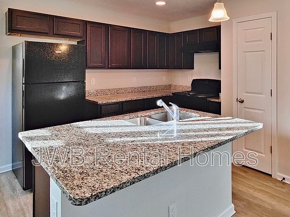 2nd image of 9085 Cocoa Ave