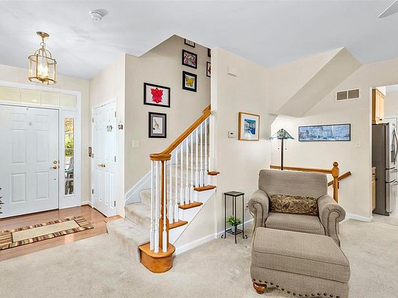 3rd image of 341 S Harrison Ave
