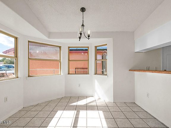 2nd image of 1481 Enrique Perez Cir