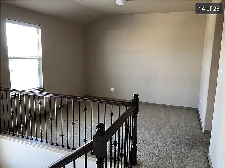 10501 Luke Ct — Photo 9