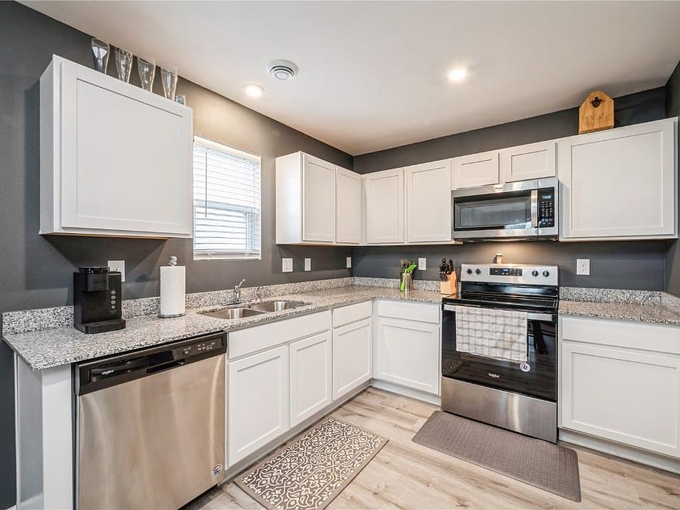 Bright white kitchen
