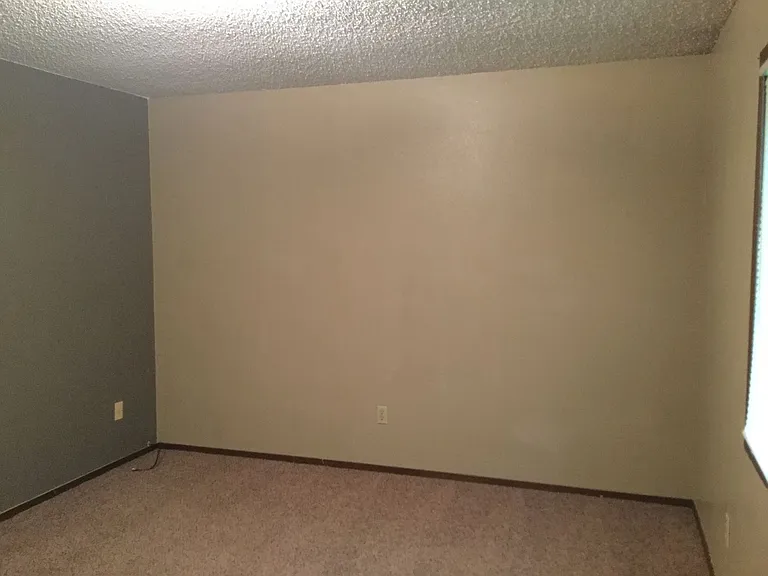 1132 Tiffany Pl — Photo 4