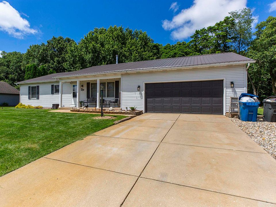 1st image of 10421 Pleasant Valley Ct