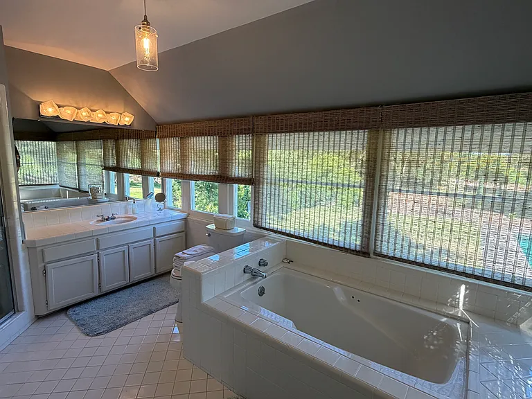 4560 Saint Helena Hwy — Photo 13